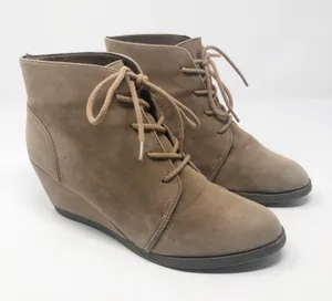 Steve Madden Domain Women's Lace Up Faux Suede Ankle Boots Size 9.5 thumbnail 1