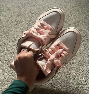 Nike Shoes thumbnail 3