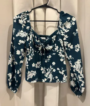 Abercrombie Top thumbnail 1