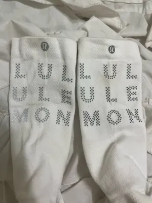 Lululemon socks thumbnail 2