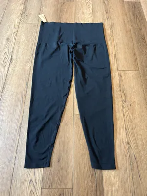 SKIMS leggings  thumbnail 2