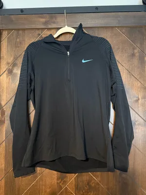 Nike Dri-Fit Quarter-Zip Pullover Black thumbnail 1