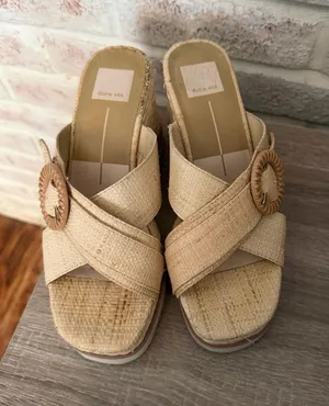 Dolce Vita Liesel Wedge Sandals Raffia Tan Size 8 thumbnail 1