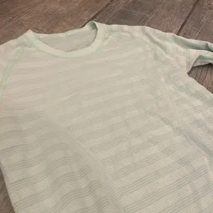 Lululemon long sleeve swiftly thumbnail 4