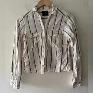 Abercrombie & Fitch Button Up Linen Blend Shirt White Blue Long‎ Sleeve thumbnail 1