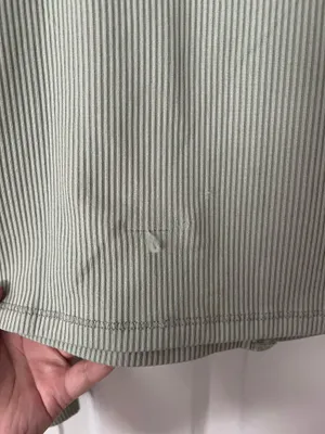 Hollister Must-Have Collection Baby Tee thumbnail 4