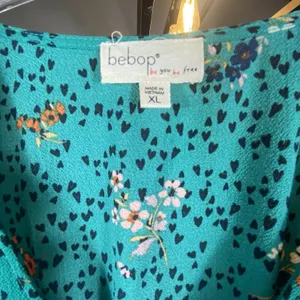 Bebop Floral Midi Dress‎ L XL Flutter Sleeve Babydoll Cottagecore Smocked Green thumbnail 7