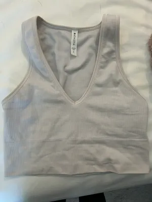 Athleta tank thumbnail 2