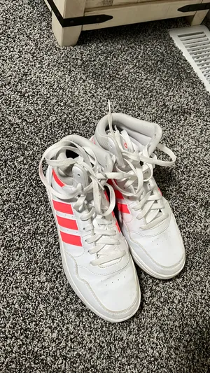 Adidas Women’s Sneakers 8.5 High-Top thumbnail 7