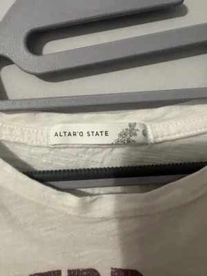 Altar'd State Top thumbnail 4
