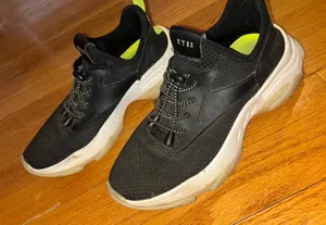 Steve Madden Sneakers Slip-On Black thumbnail 1