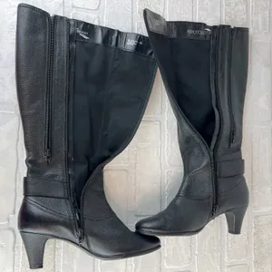 Aerosoles Incredible Riding Boots 7 Black Leather Zip Knee High Heelrest Cushion thumbnail 5