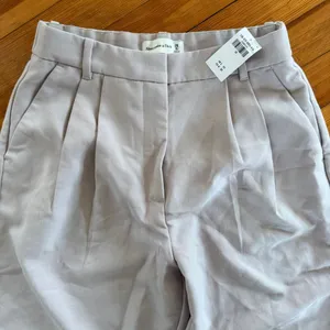 Abercrombie & Fitch NWT Sloane Curve Love Tailored Wide Leg Pant in Light Taupe thumbnail 6