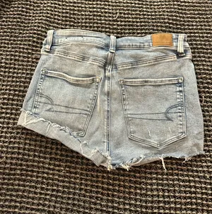 American Eagle Shorts thumbnail 2