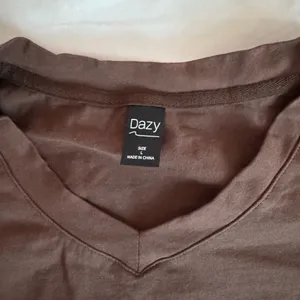 SheIn Women's V-Neck Cotton Brown Tee Shirt Size Large thumbnail 2