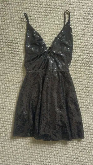 Lucy in the Sky Sequin Dress Black thumbnail 2