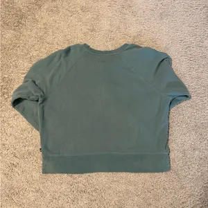 GAP Women's Green Sweatshirt Large thumbnail 2