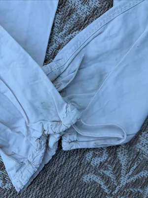 Abercrombie & Fitch White Cargo Jogger Pants thumbnail 4