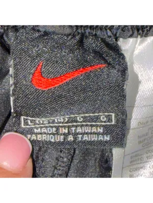Nike Black Large Athletic Shorts thumbnail 4