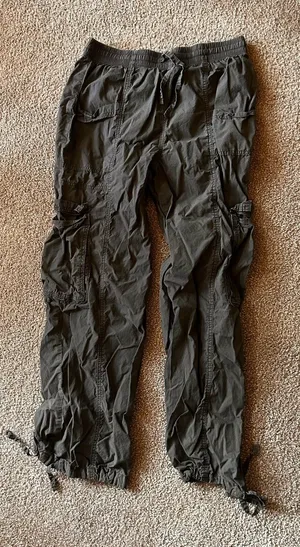 Aerie Baggy Cargo Pants thumbnail 1
