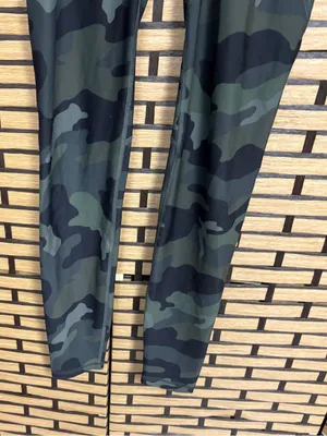 Old navy active green camo Powersoft leggings size medium tall thumbnail 5