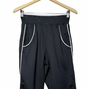 Gymshark Recess Joggers Womens XS Black White Piping Pockets Stretch GLBT5105 thumbnail 8