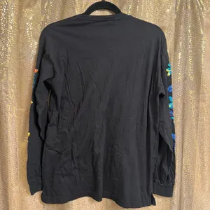 PINK Victorias Secret Black Tropical Floral Sequin Bling Long Sleeve Top Small thumbnail 2