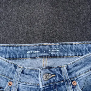 Old Navy Extra High Waisted Straight Jeans Women’s 6 Secret Smooth Pockets thumbnail 7