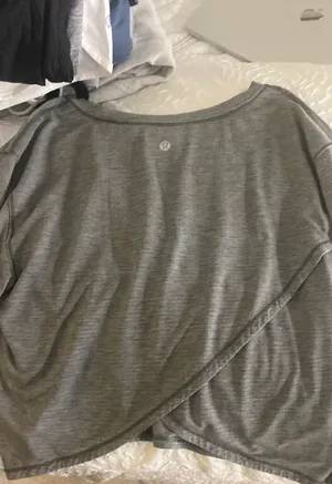 Lululemon Cross Back Long Sleeve thumbnail 3