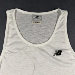 New Balance Tank Top Womens Medium White CoolMax Mesh Running Singlet NWT thumbnail 2