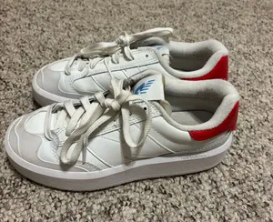 New Balance Sneakers Women’s thumbnail 1