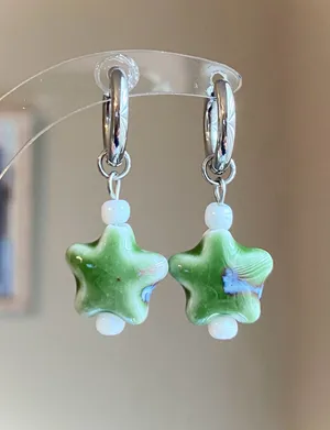 Handmade green ceramic star boho fairy cottage y2k hoop earrings⭐️💚 thumbnail 1