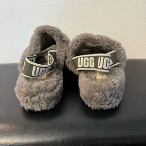 UGG Fluff Yeah Slide Grey Slip on Sandal thumbnail 5