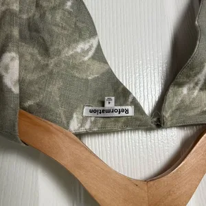 Reformation Cora Linen Top 4 thumbnail 5