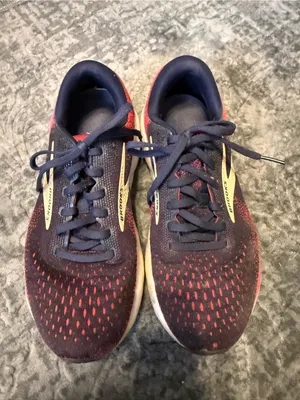 Brooks Women's Ghost 16 Sneaker thumbnail 2