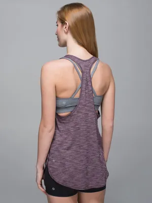 LULULEMON 105 F Singlet in Heathered Black Cherry First Release Sz. 4 thumbnail 2