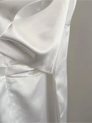 Innovare Denim Satin Elegant White Halter Maxi Dress size Medium thumbnail 5