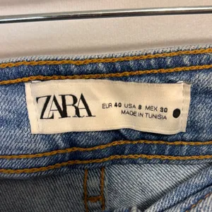 Zara Wide Leg Ankle Cropped Jeans Womens 8 High Rise Raw Hem Stretch Casual Boho thumbnail 6