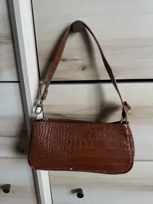 Shein Brown Crocodile Baguette Bag thumbnail 3