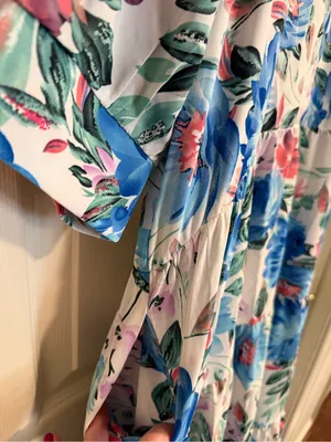 Pretty Garden Button-Front Floral Midi Dress in Blue & Pink thumbnail 6