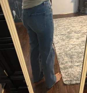 Buckle Jeans thumbnail 3
