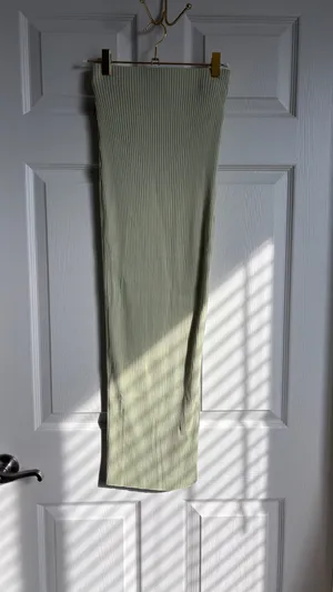 Zara maxi skirt  thumbnail 3