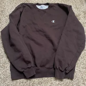 Champion Crewneck thumbnail 1