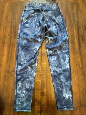 Gymshark Elevate Leggings Women’s Medium Tie Dye Blue Full Length Workout thumbnail 4