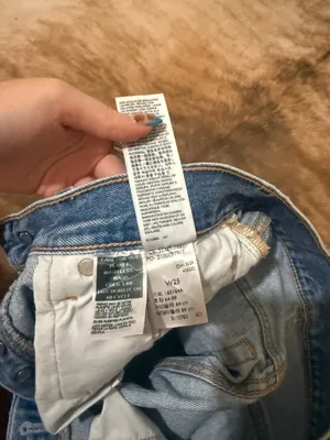 Levi’s 501 Jean Shorts thumbnail 3