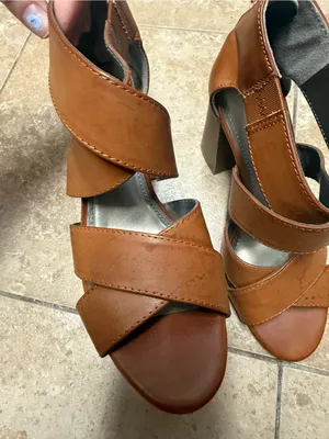 Worthington block heels thumbnail 3