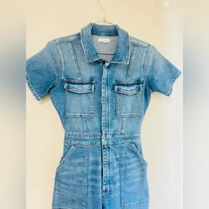 Good American denim jumpsuit, and it has a very clean, modern-utility vibe SZ 2 thumbnail 15