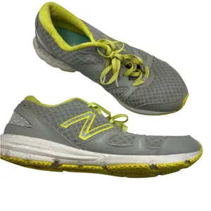 New Balance Grey & Yellow Running Shoes Sneakers Womens 10 Athletic Neutral thumbnail 2