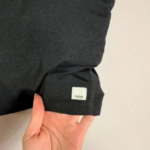 Vuori Elevate Crop Tank Black Heather Double Strap Racerback VW1005 Womens XS thumbnail 6