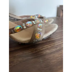 Johnathan Kayne Tan AB Crystal Lucite Kitten Heel Strappy Sandals 34228 7M thumbnail 7